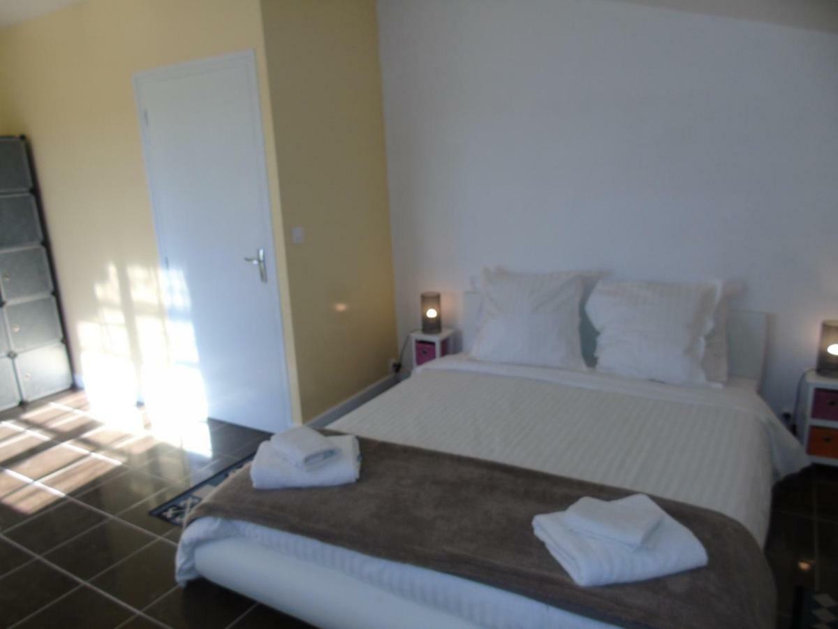 La Croix Blanche Bed & Breakfast Bagian luar foto